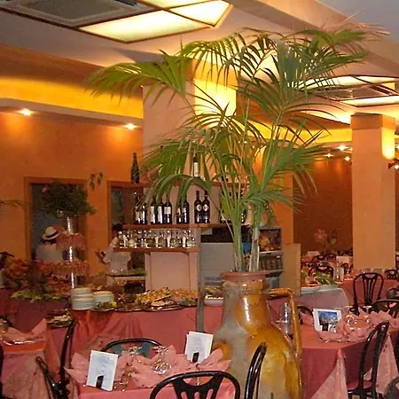 Wivien 3* Cesenatico